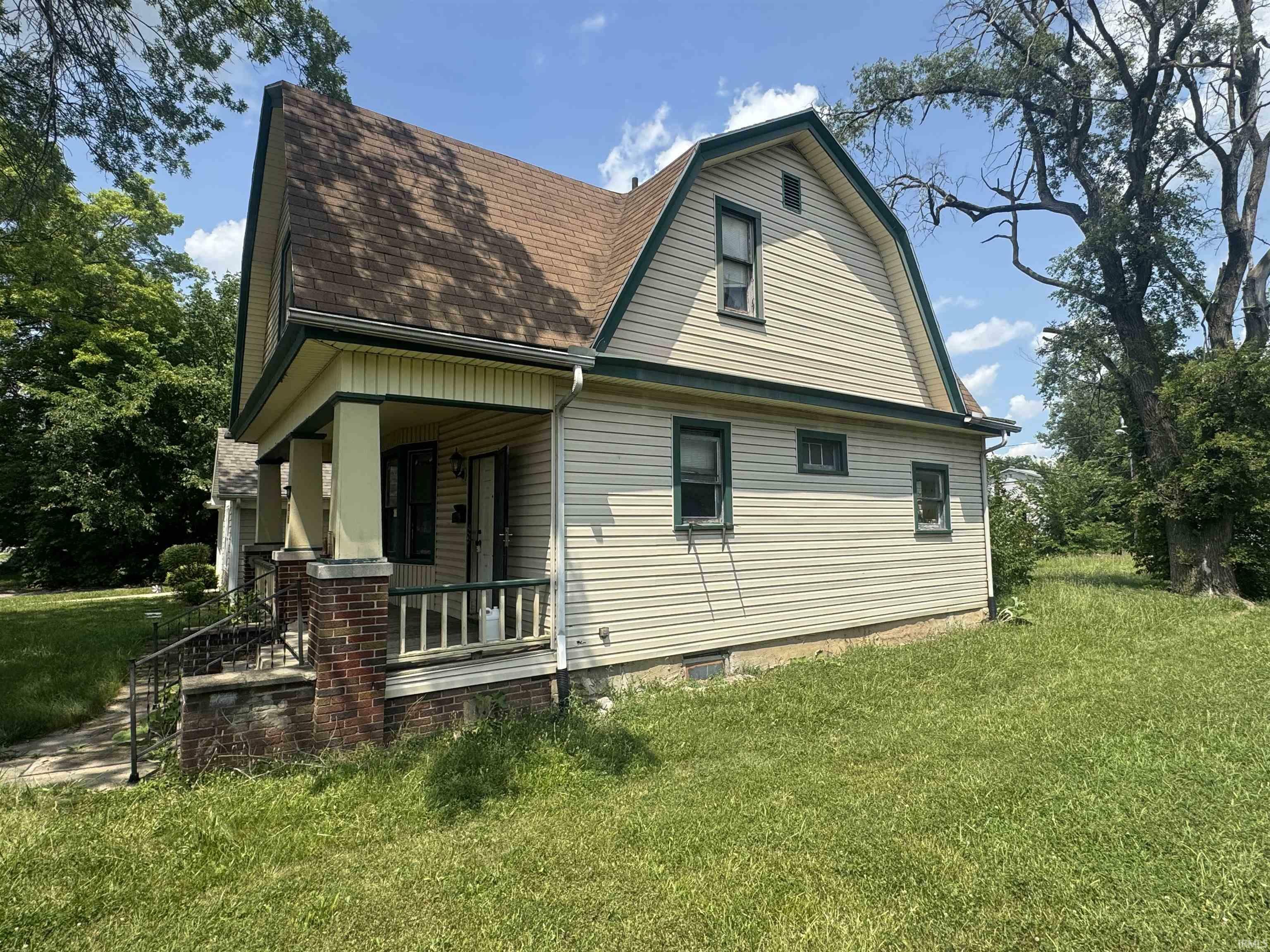 Property Photo: 2723 Bowser Avenue IN 46806