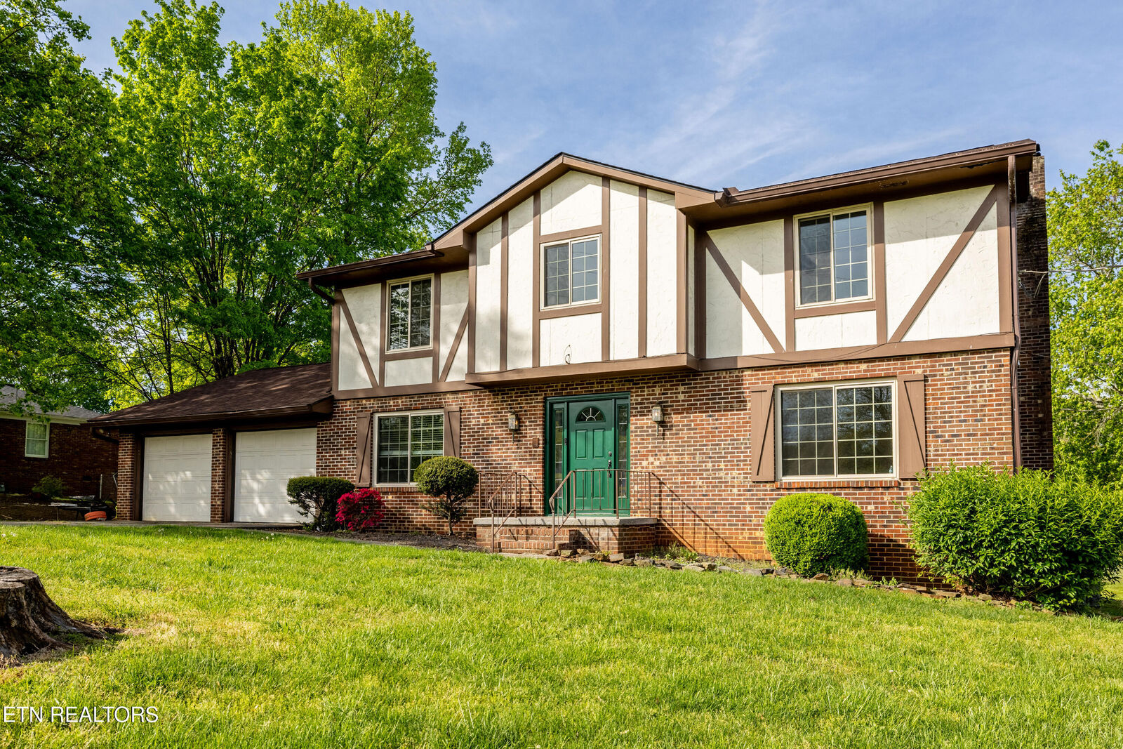 Property Photo:  319 Kenmark Drive  TN 37803 