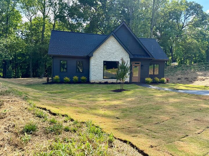 Property Photo:  919 Bauer Road  GA 30528 