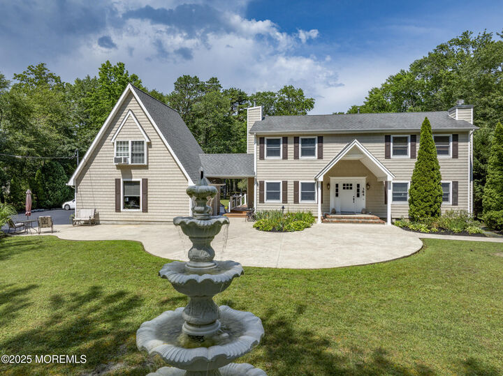 384 Hilliard Boulevard  Manahawkin NJ 08050 photo