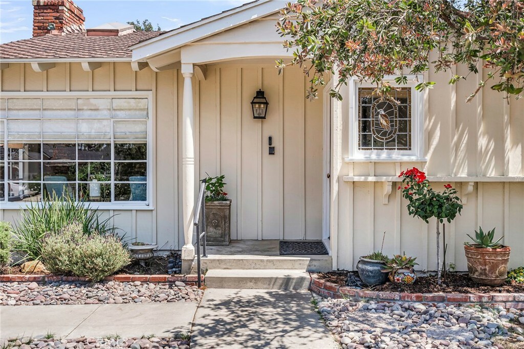Property Photo: 15123 La Calma Drive CA 90605