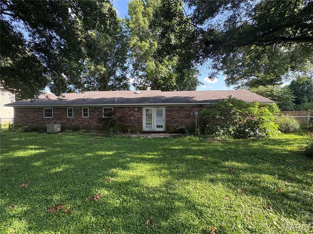 Property Photo: 305 Manor MO 63877