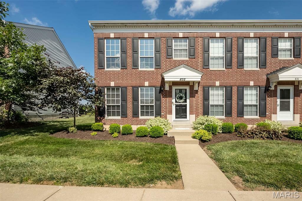 832 Brookmead Drive  O'Fallon MO 63366 photo