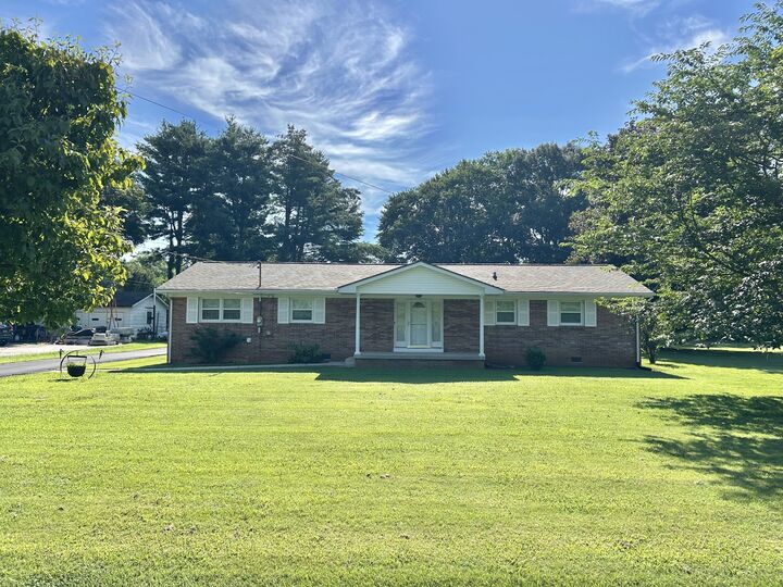 Property Photo: 119 Elkins St TN 37330