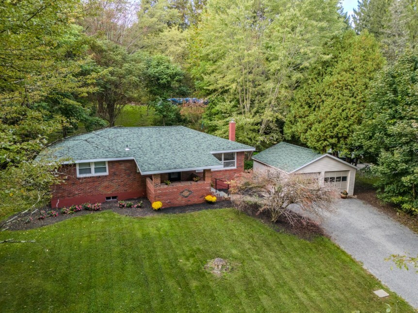 Property Photo: 325 College Avenue PA 18419