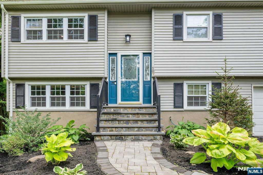 Property Photo: 107 Mountain Circle NJ 07480