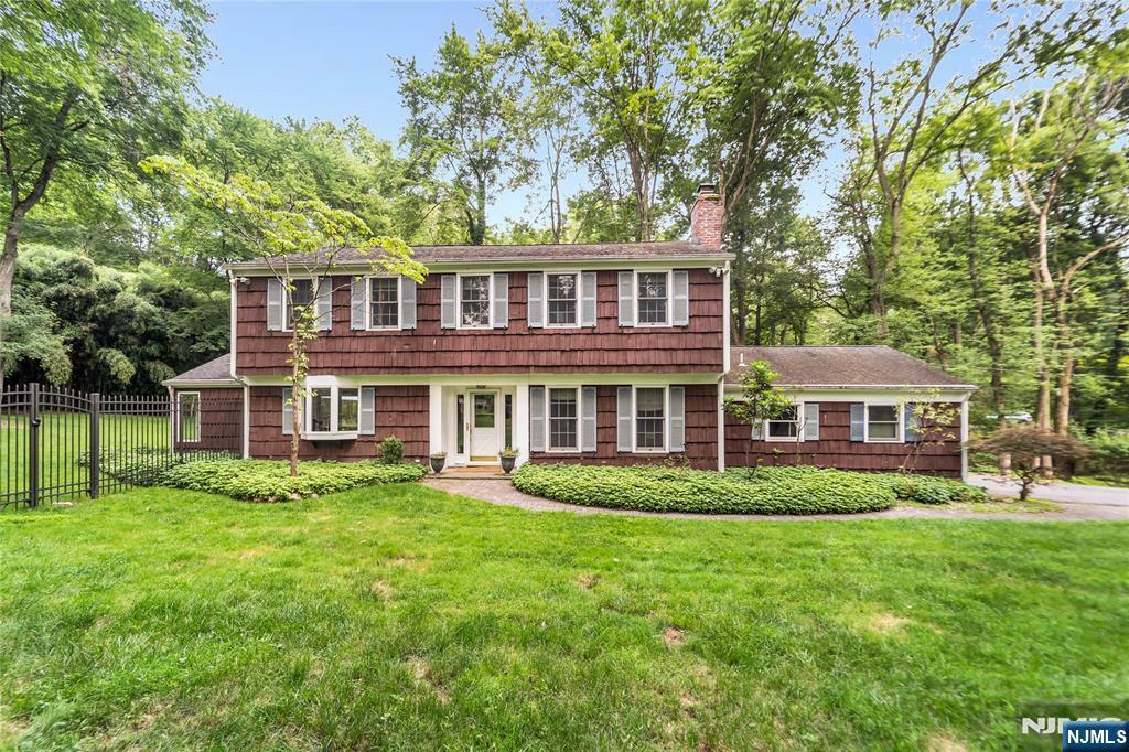 84 Briarwood Avenue  Norwood NJ 07648 photo