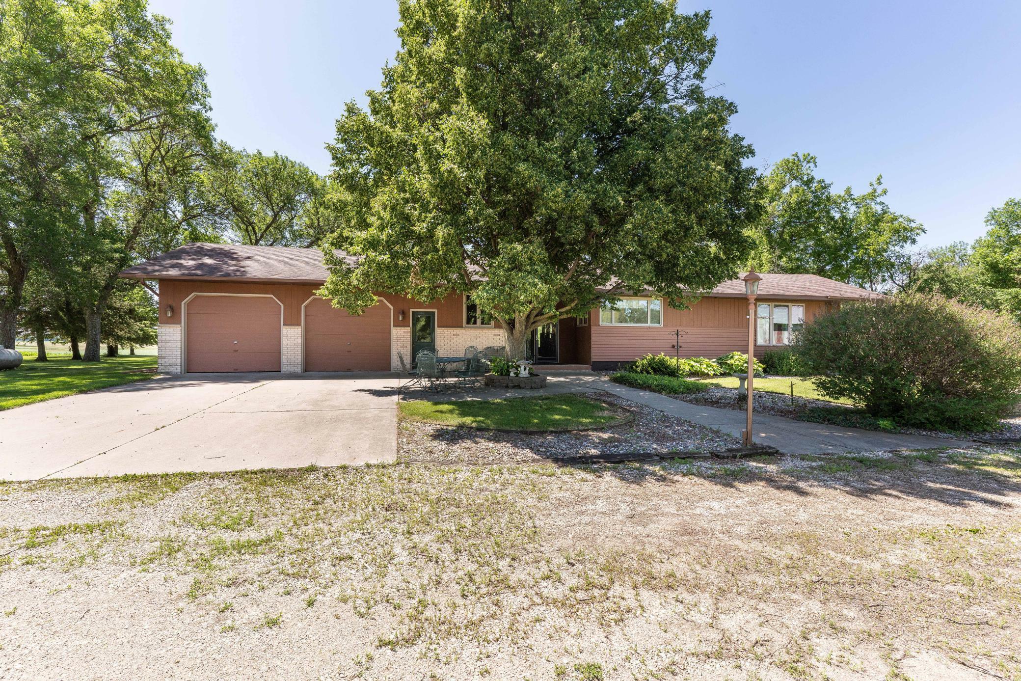 Property Photo: 31289 270th Avenue MN 56590