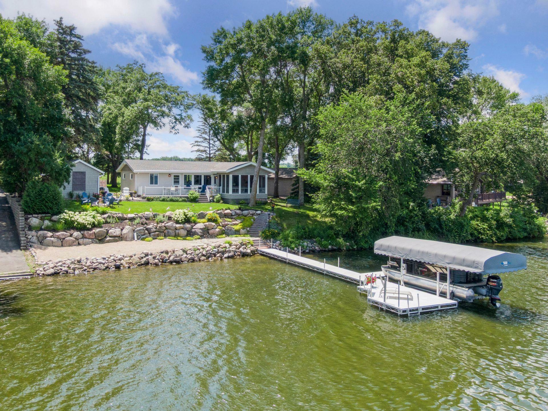Property Photo:  68018 217th Street  MN 55324 
