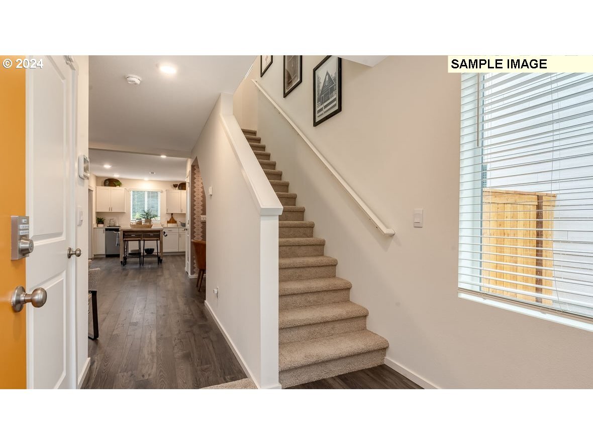 Property Photo:  5513 NE 65th Pl  WA 98661 