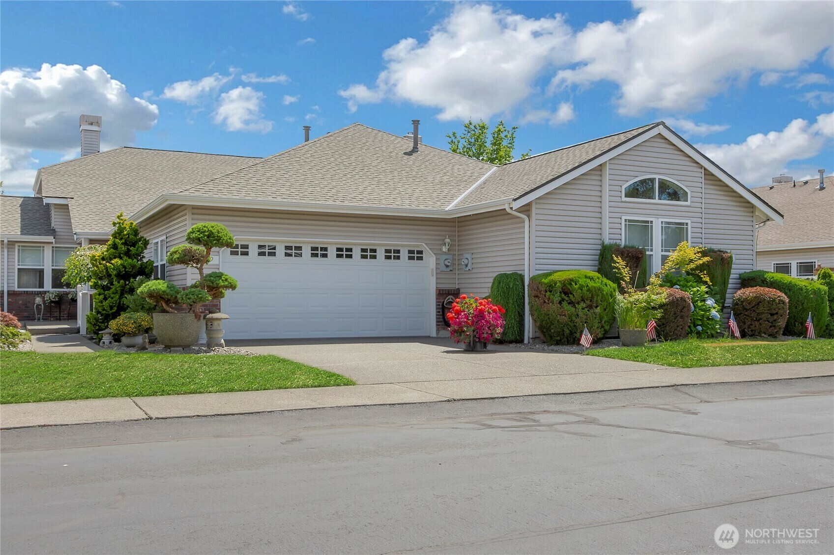 Property Photo: 2819 Wilton Lane E WA 98424