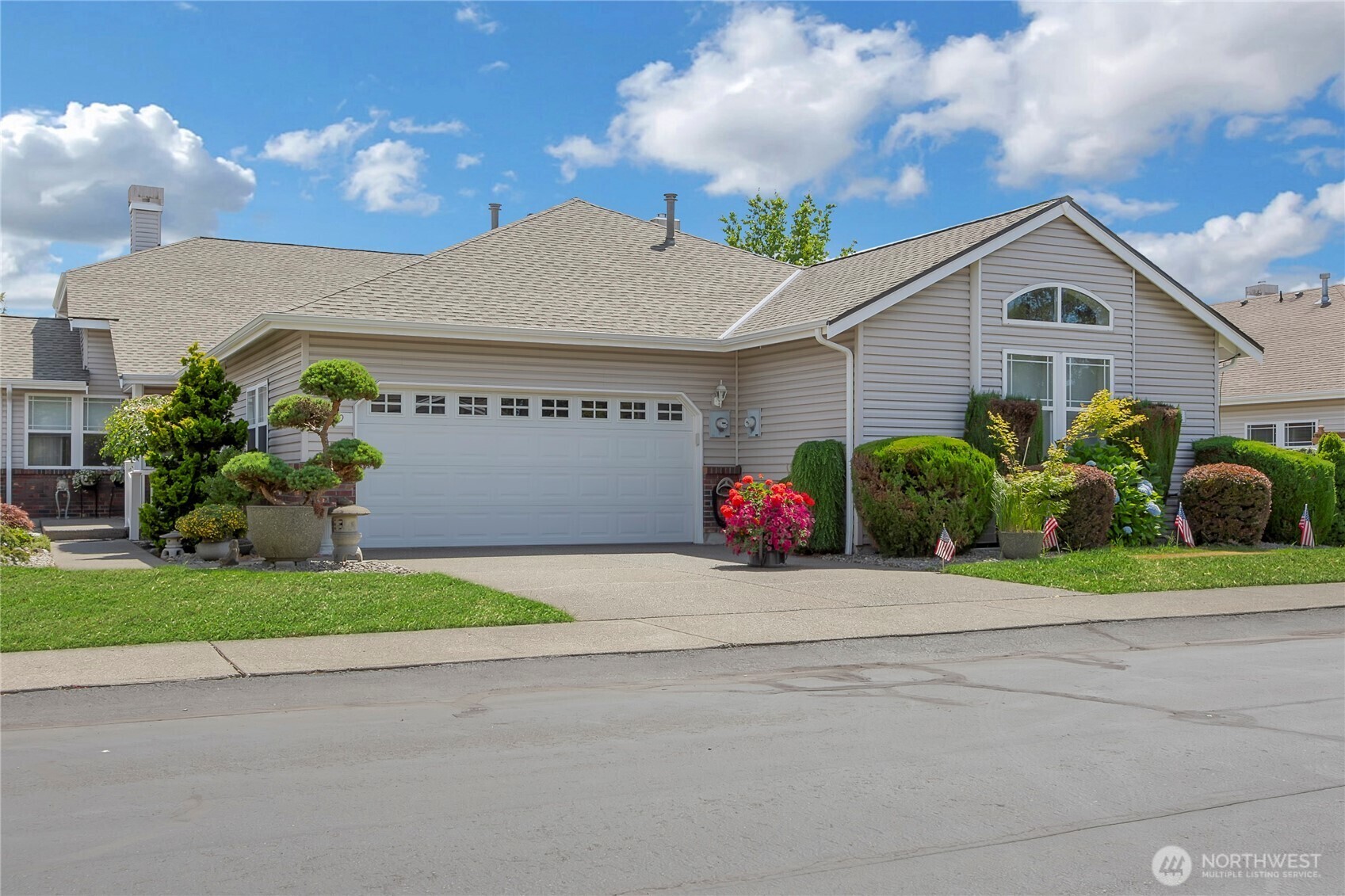 Property Photo: 2819 Wilton Lane E WA 98424