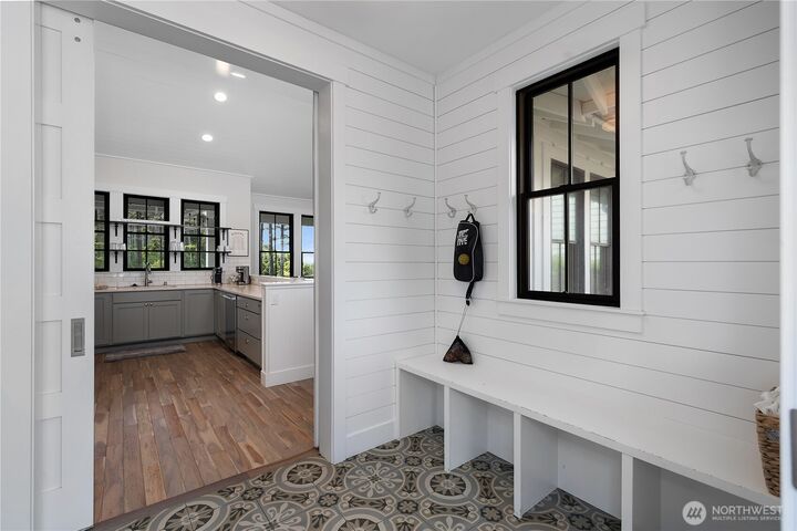 Property Photo:  46  Seaside Lane  WA 98571 