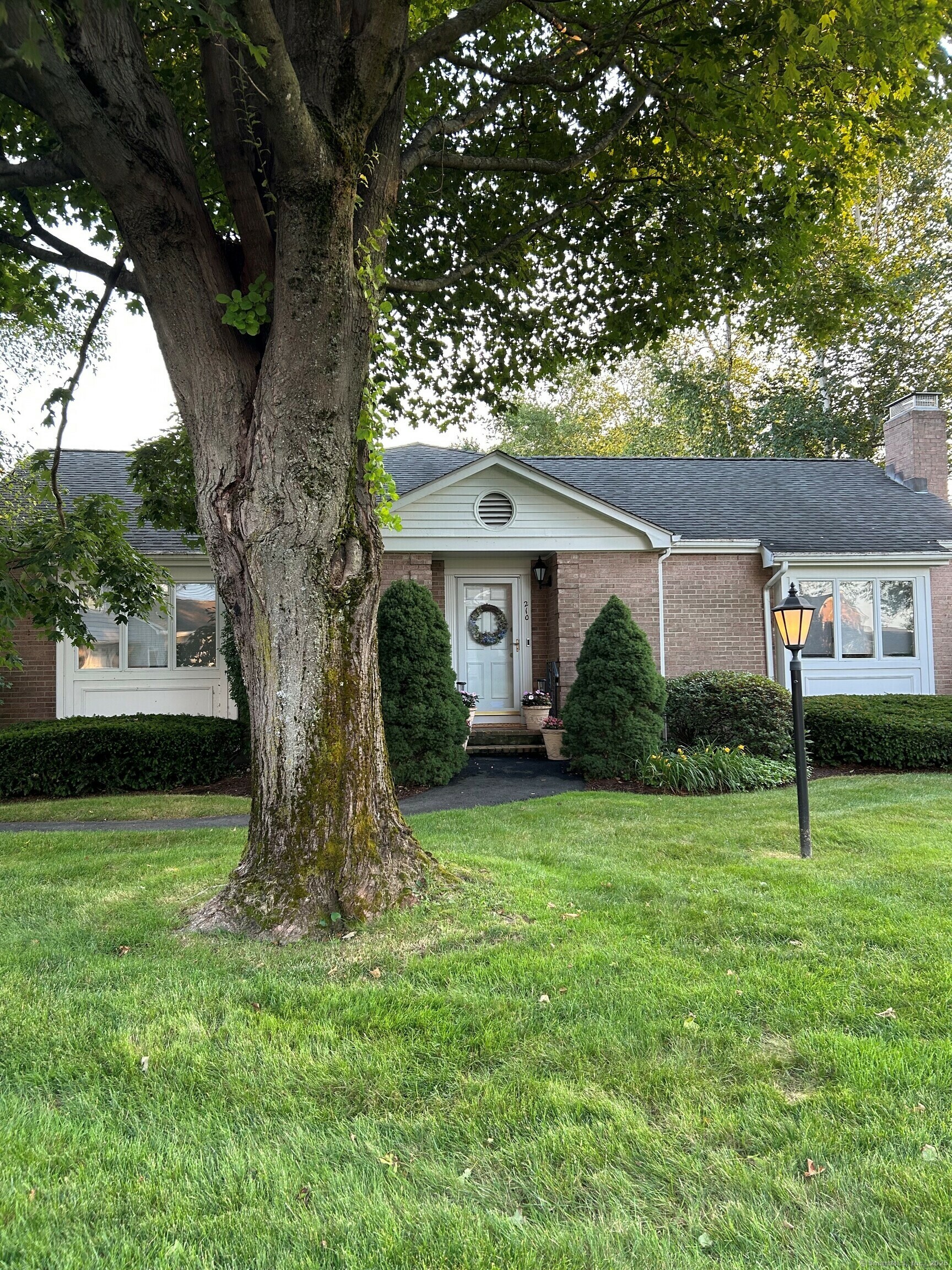 Property Photo: 210 Jamestown Road 210 CT 06614