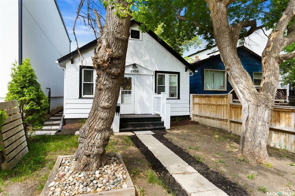 Photo de la propriété: 2434 McDonald Street SK S4N 2Z3