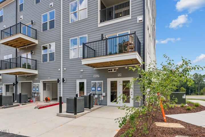 Property Photo:  10551 Pleasant Branch Drive Unit 101  NC 27614 
