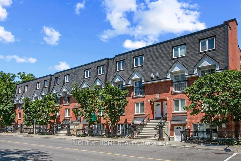 Property Photo: 313 St Patrick Street #H ON K1N 5K6