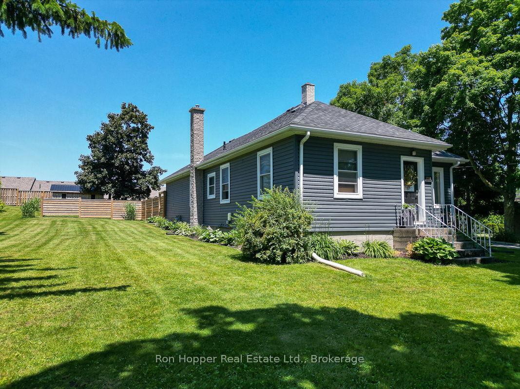 Property Photo: 48 Brook Street W ON N4K 2H2