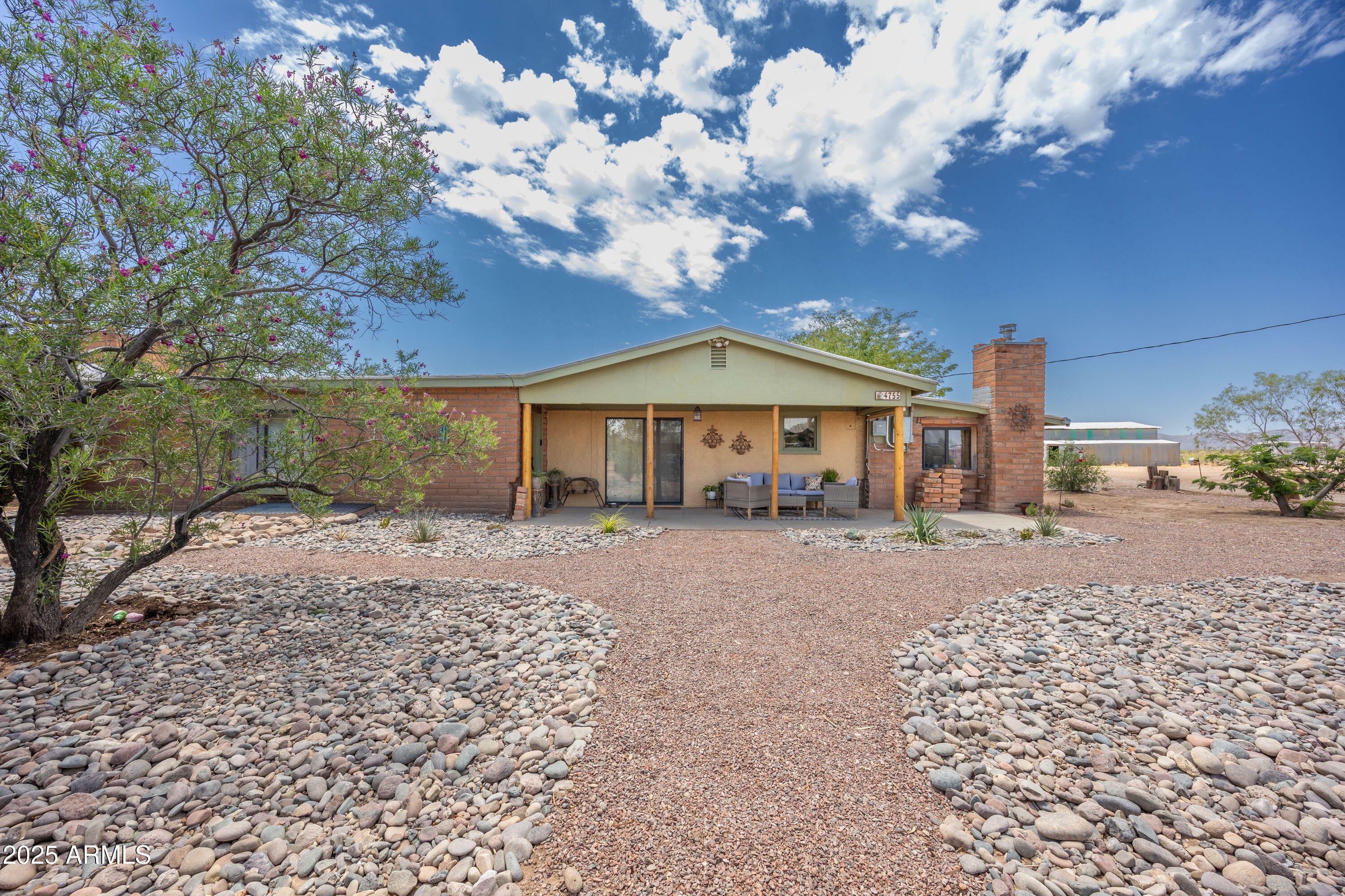 Property Photo: 4755 W Morin Road AZ 85617
