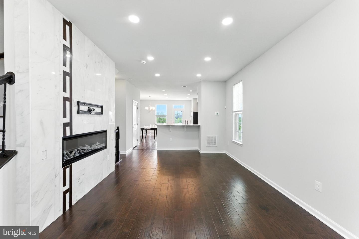 Property Photo: 1111 Trenton Place SE DC 20032