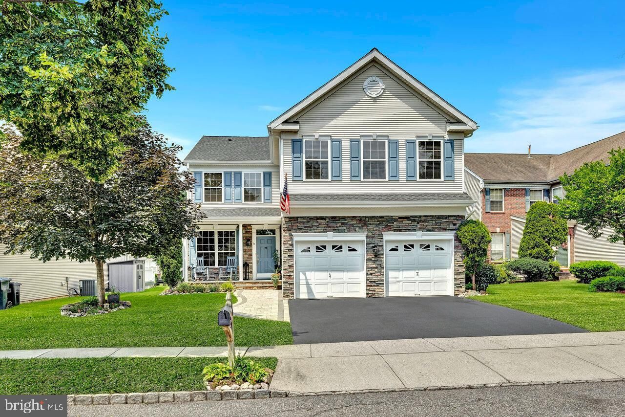 Property Photo:  11 Fountayne Lane  NJ 08648 