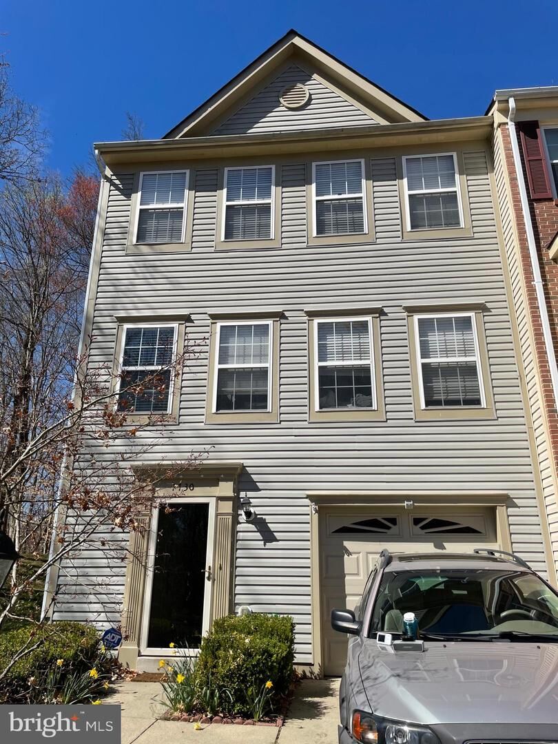 Property Photo: 7730 Shadowcreek Terrace VA 22153