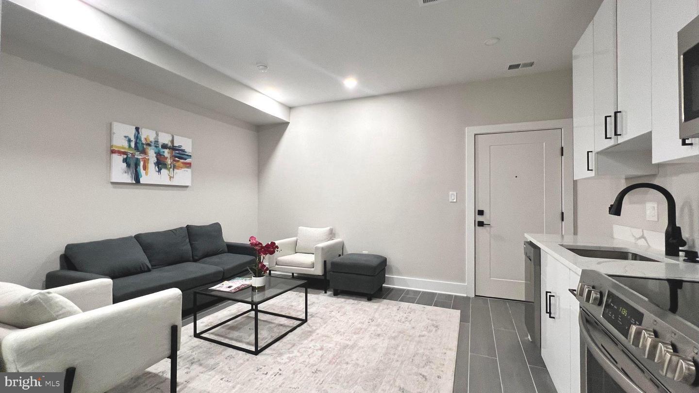 Property Photo: 824 18th Street NE 001 DC 20002