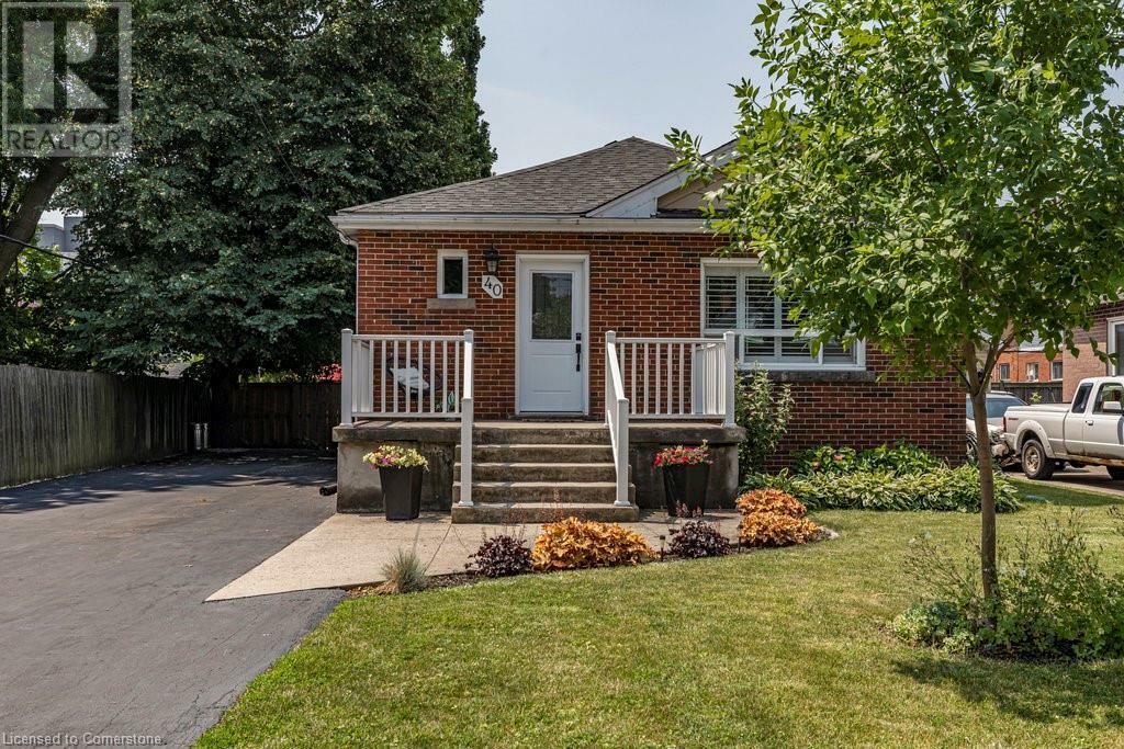 Photo de la propriété: 40 Duncombe Drive ON L9A 2E8