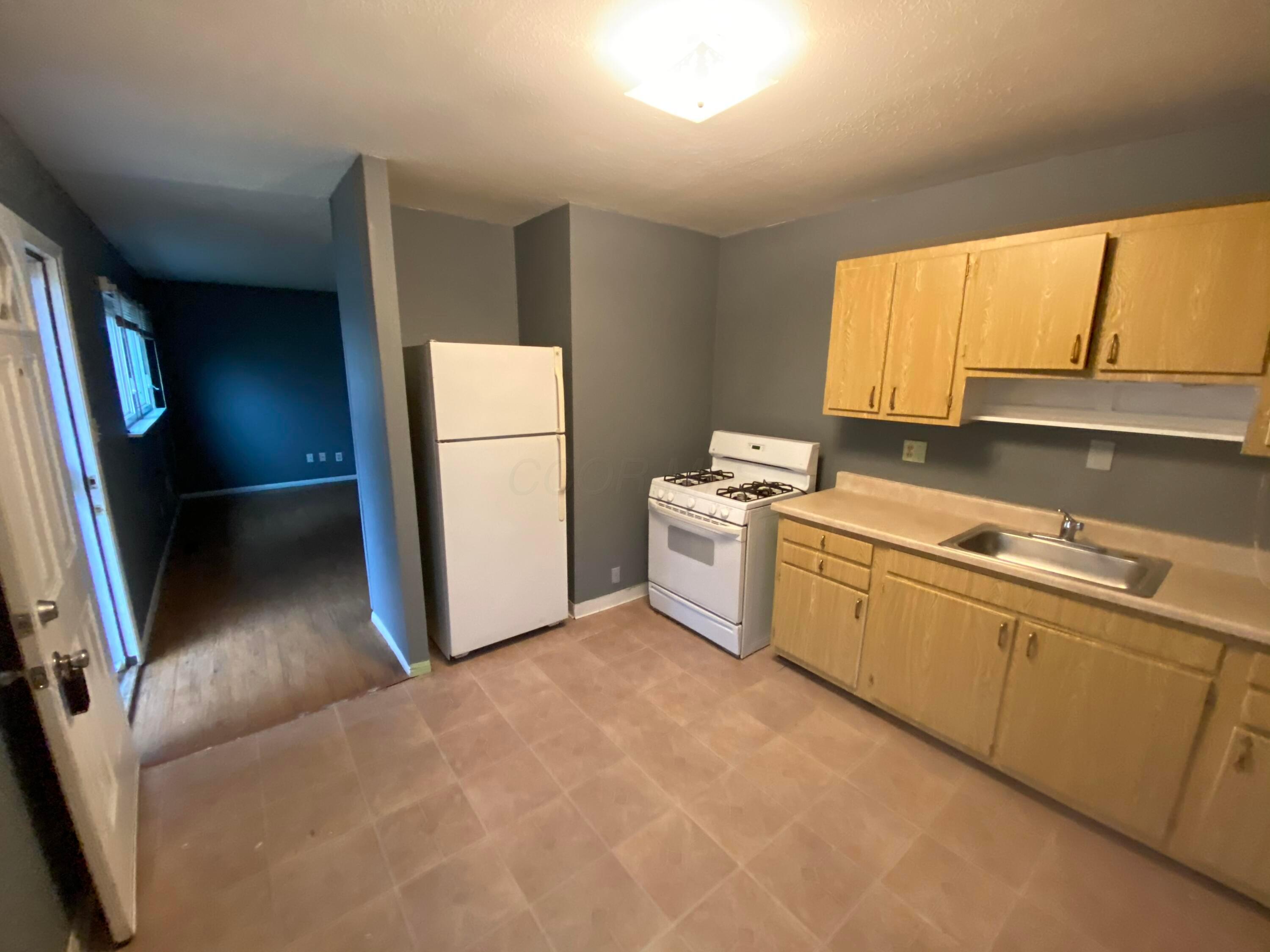 Property Photo: 3088 Bluefield Drive OH 43207