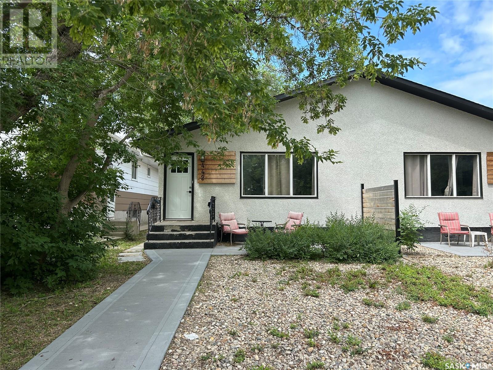 Property Photo: 442 Connaught Street SK S4R 4W9