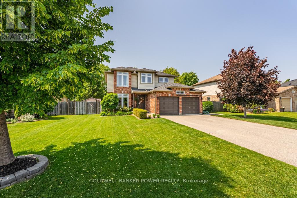 Property Photo:  6 Fieldstone Crescent  ON N0L 1R0 