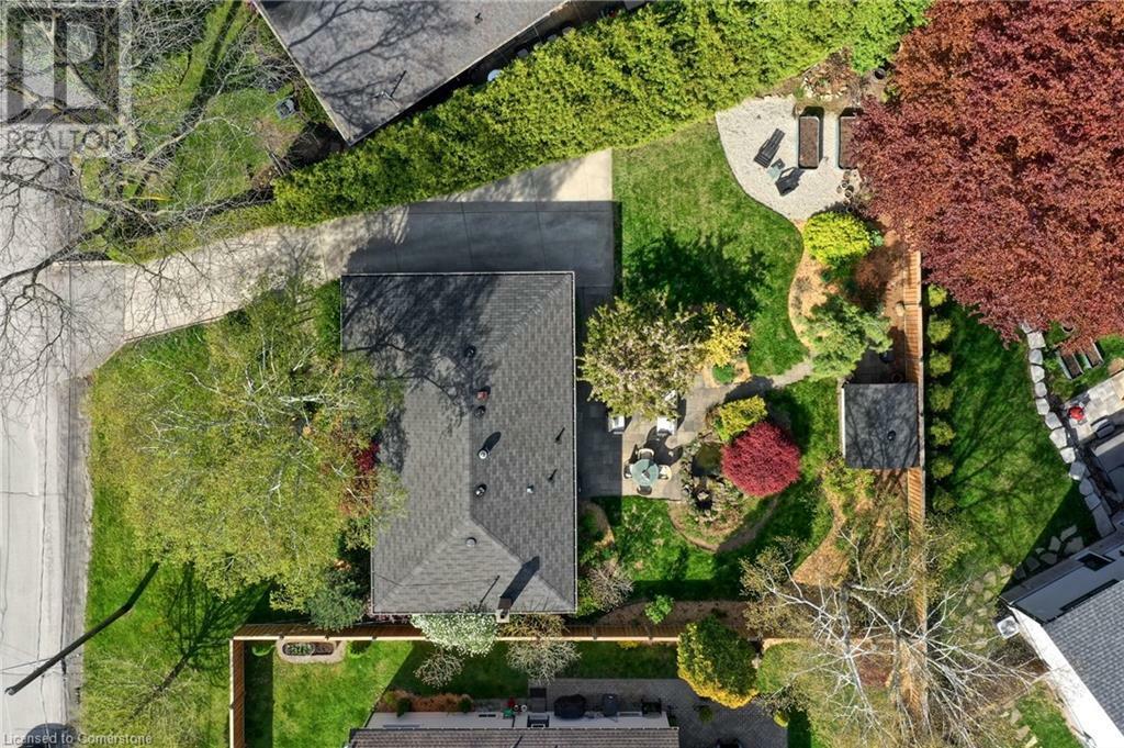Property Photo: 811 Teal Drive ON L7T 2Y8