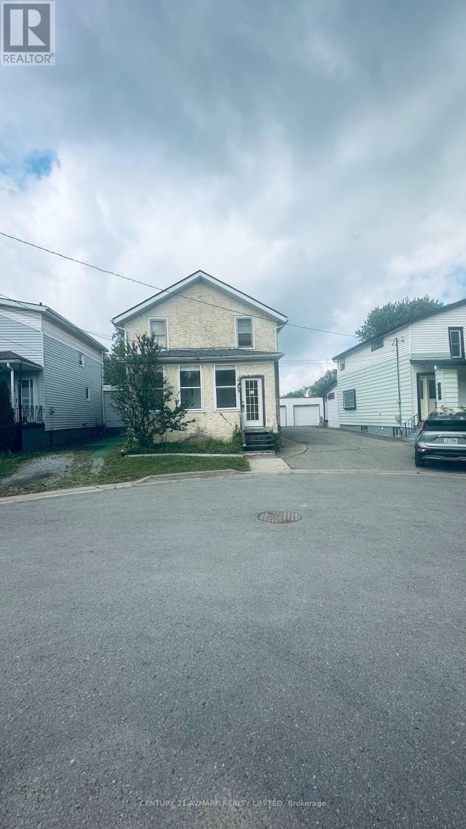 Property Photo: 4299 Second Avenue ON L2E 4G8