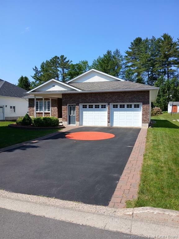 Property Photo: 32 Barbara Court NB E3B 7G6