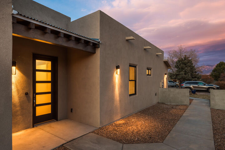 Property Photo:  506 Camino Espanol NW  NM 87107 