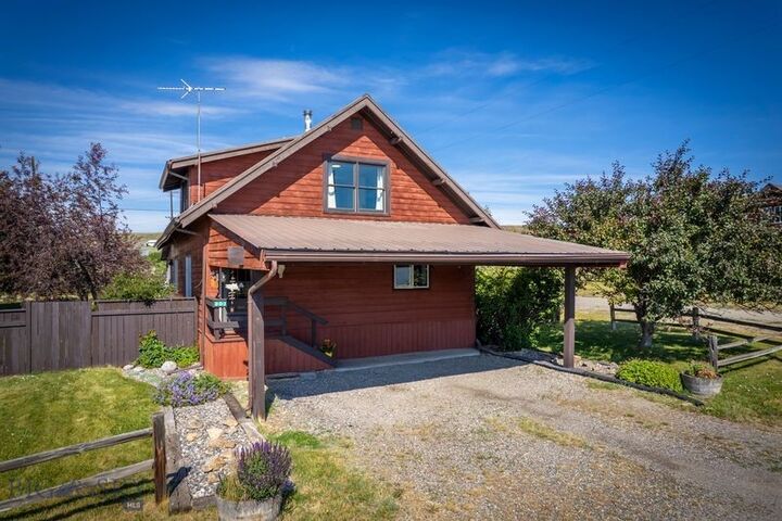 Property Photo: 302 Ordway Street S MT 59086