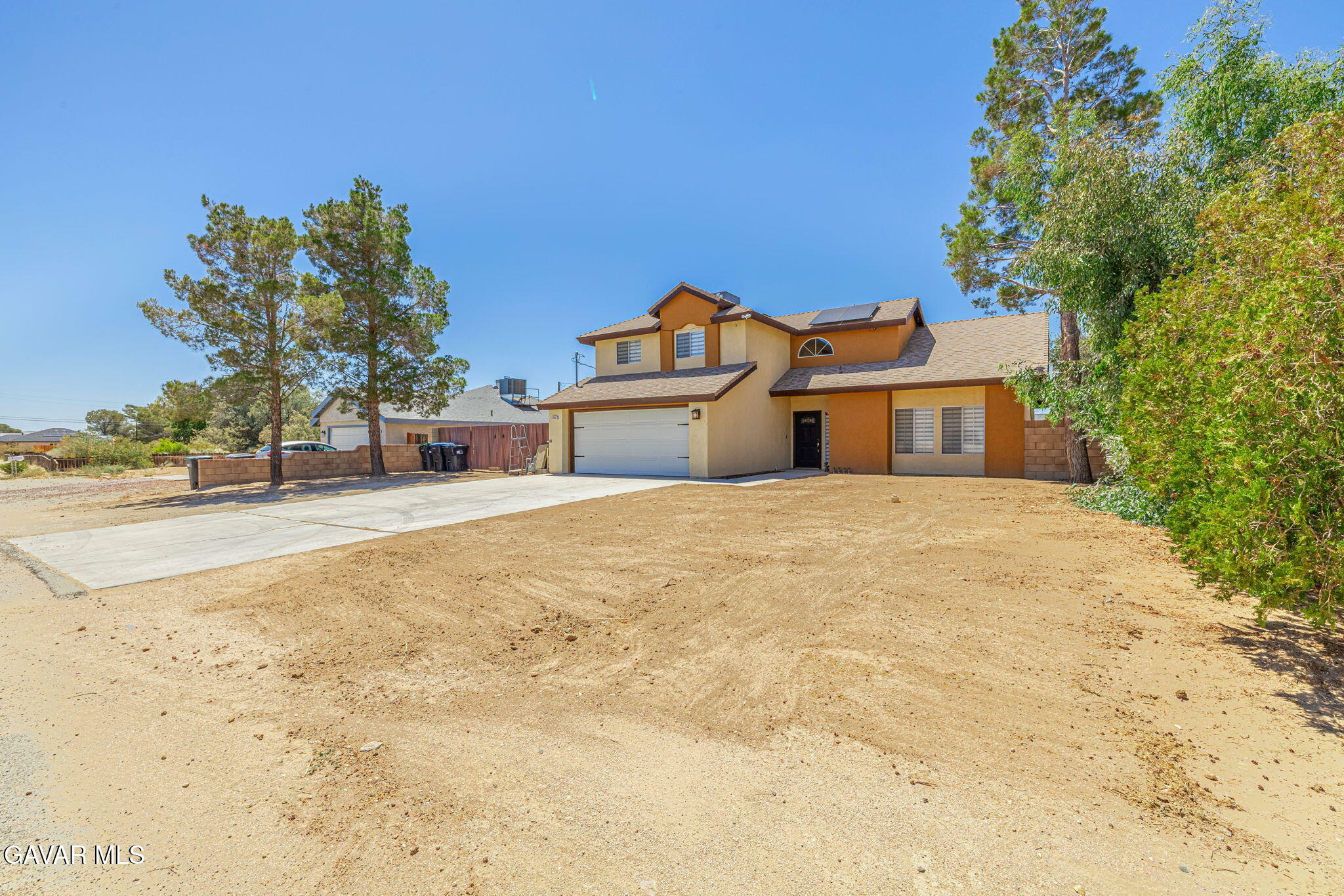Property Photo: 9950 Karen Avenue CA 93505