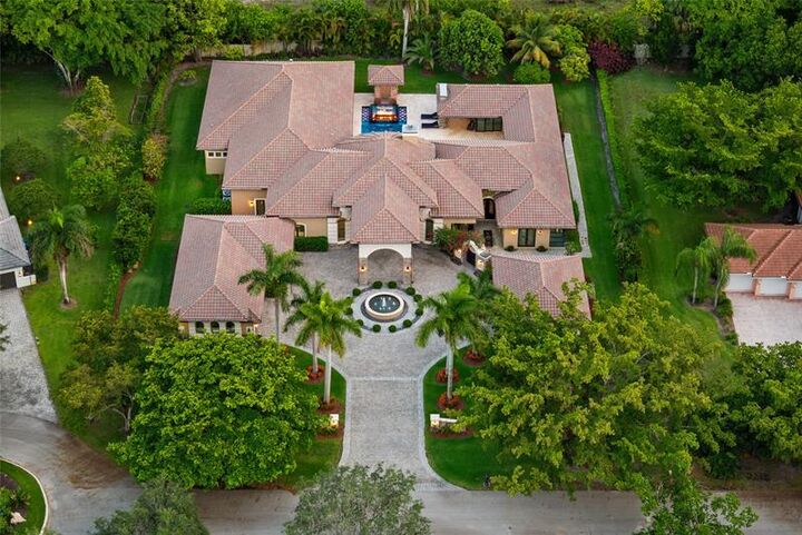 7544 NW 47th Dr  Coral Springs FL 33067 photo