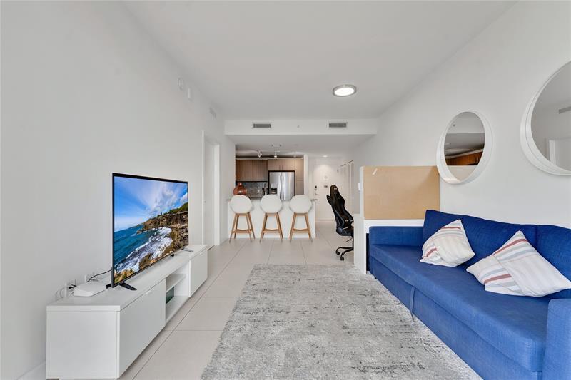 Property Photo: 5350 NW 84th Ave 411 FL 33166