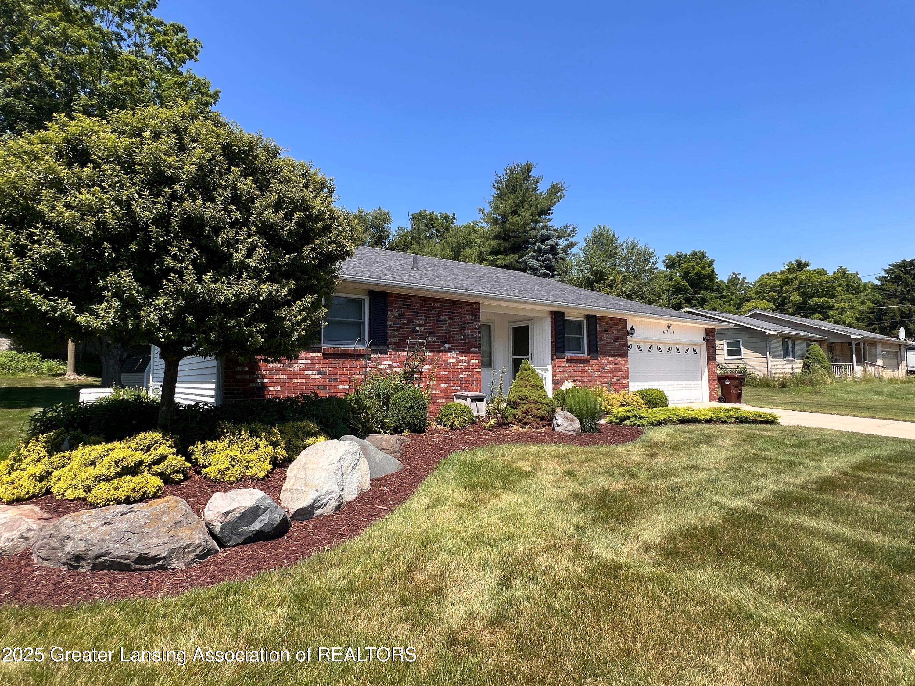 Property Photo: 6716 Bunker Hill Drive MI 48906
