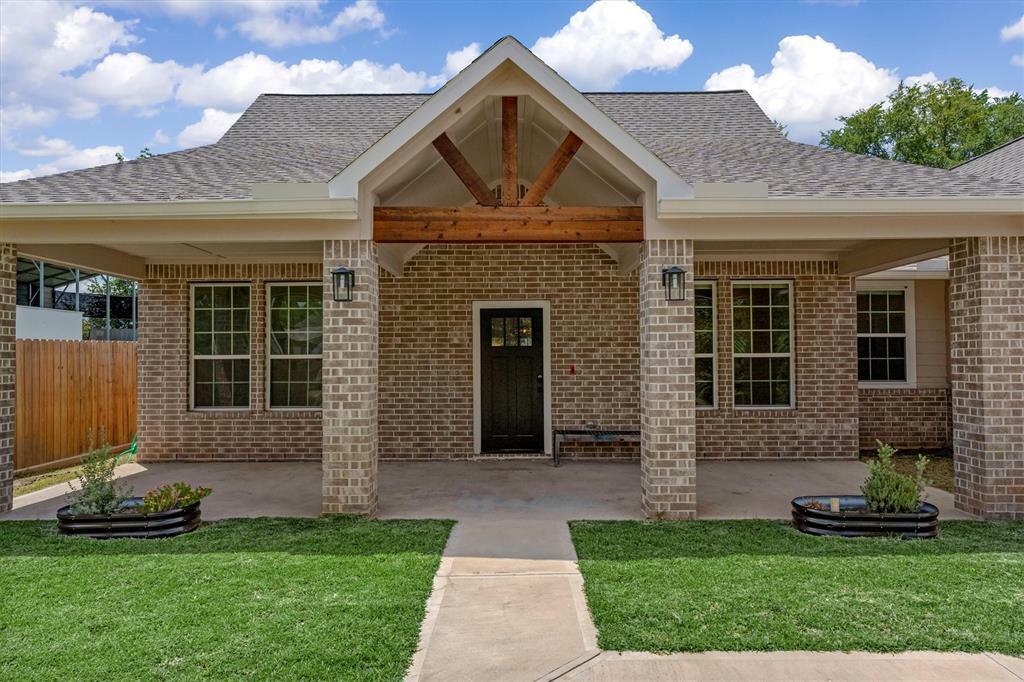 Property Photo: 24738 Roscommon TX 77445