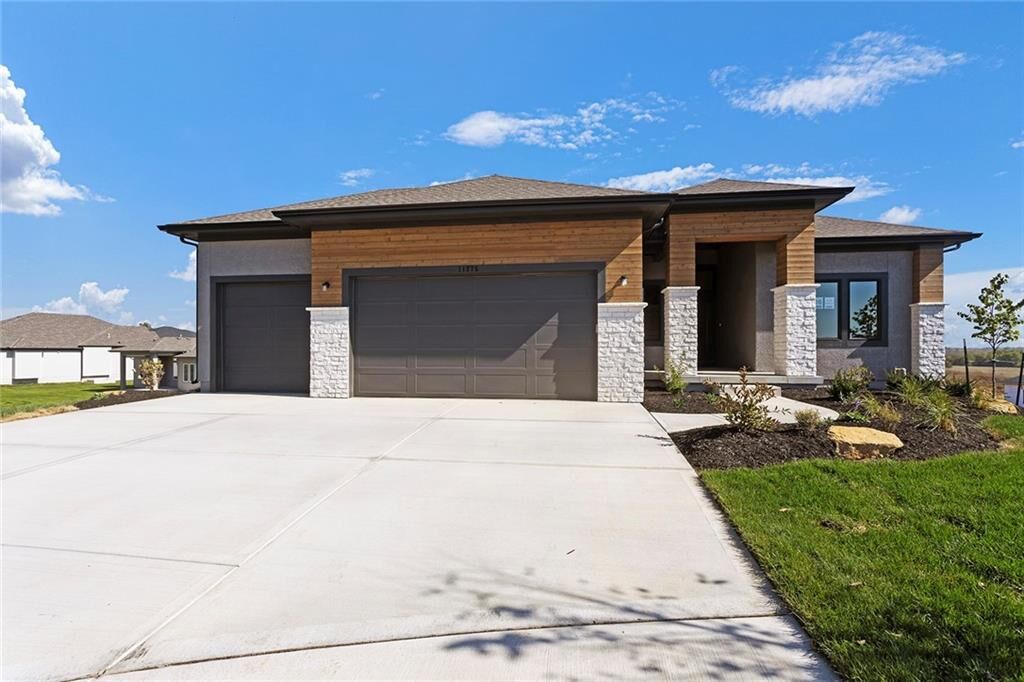 Property Photo:  11275 S Gleason Road  KS 66061 