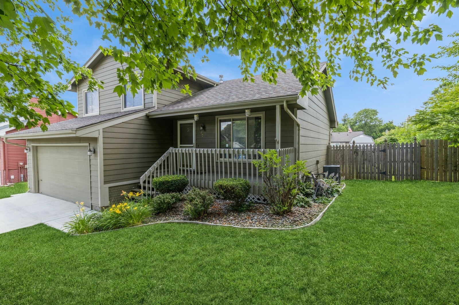 Property Photo: 3612 SE 18th Court IA 50320