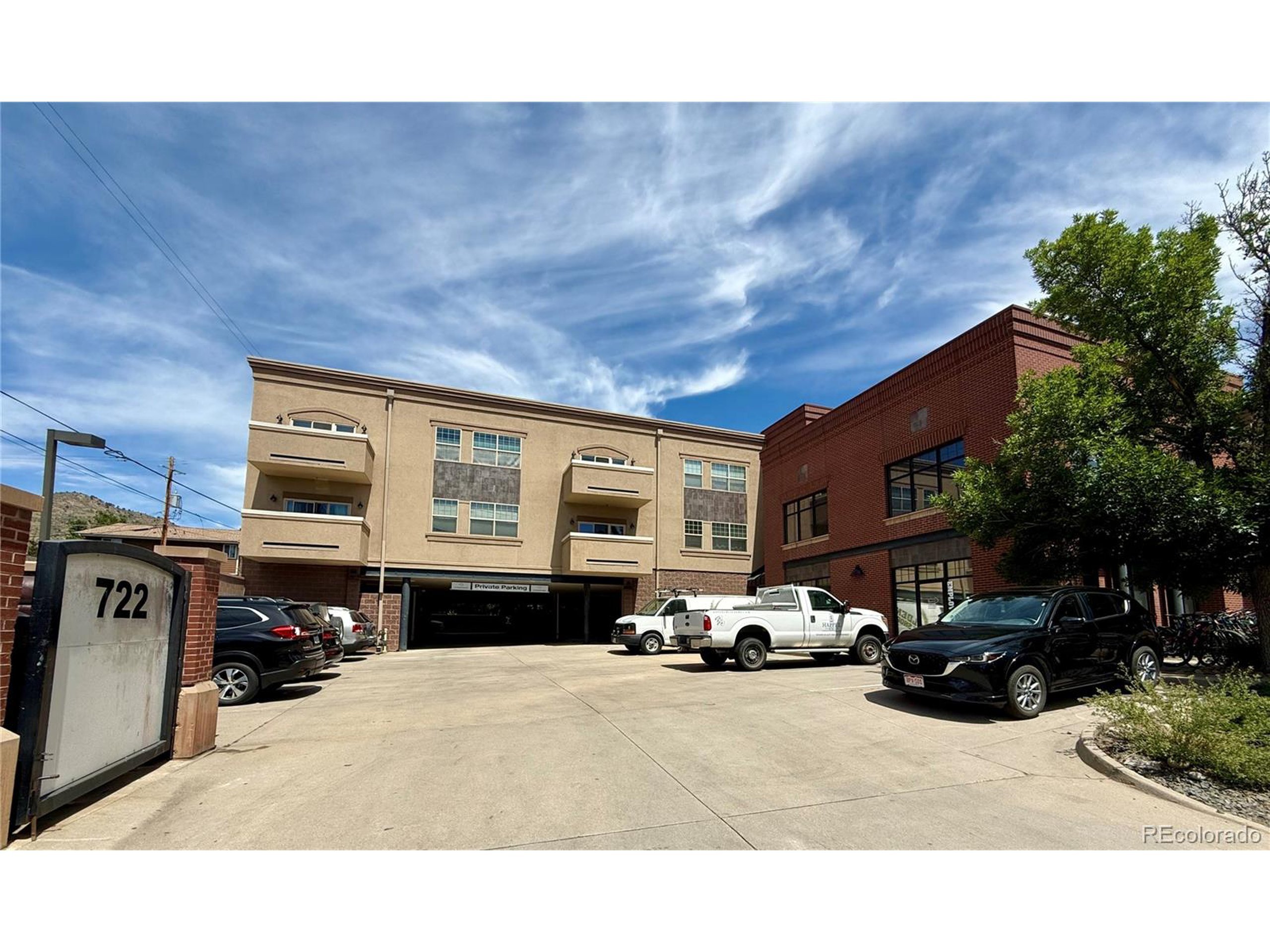 Property Photo: 722 Washington Ave 306 CO 80401