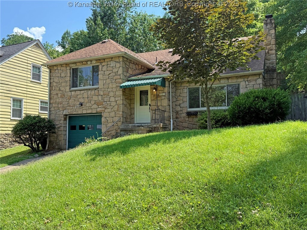 Property Photo: 323 McKinley Avenue WV 25314