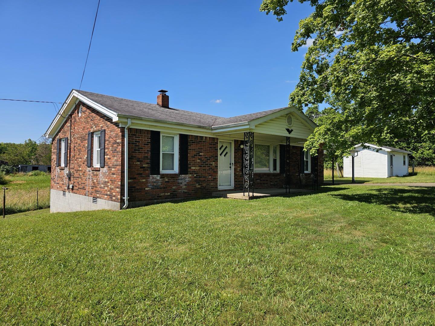 Property Photo: 885 Deepwell Woods Road KY 40419