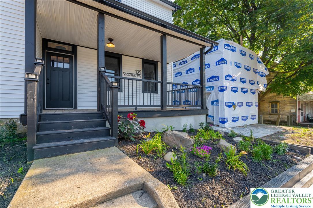 Property Photo: 125 W Central Avenue PA 18013