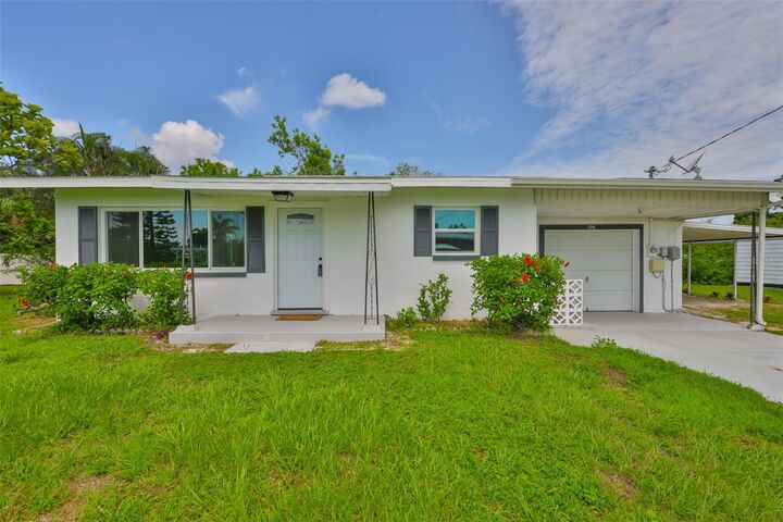 Property Photo:  106 W North Branch Road  FL 33570 