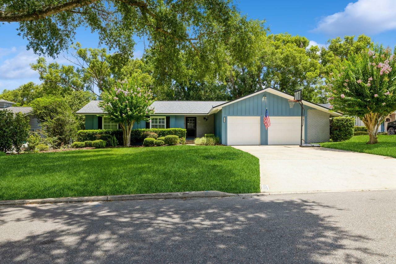 Property Photo: 1639 Choctaw Trail FL 32751