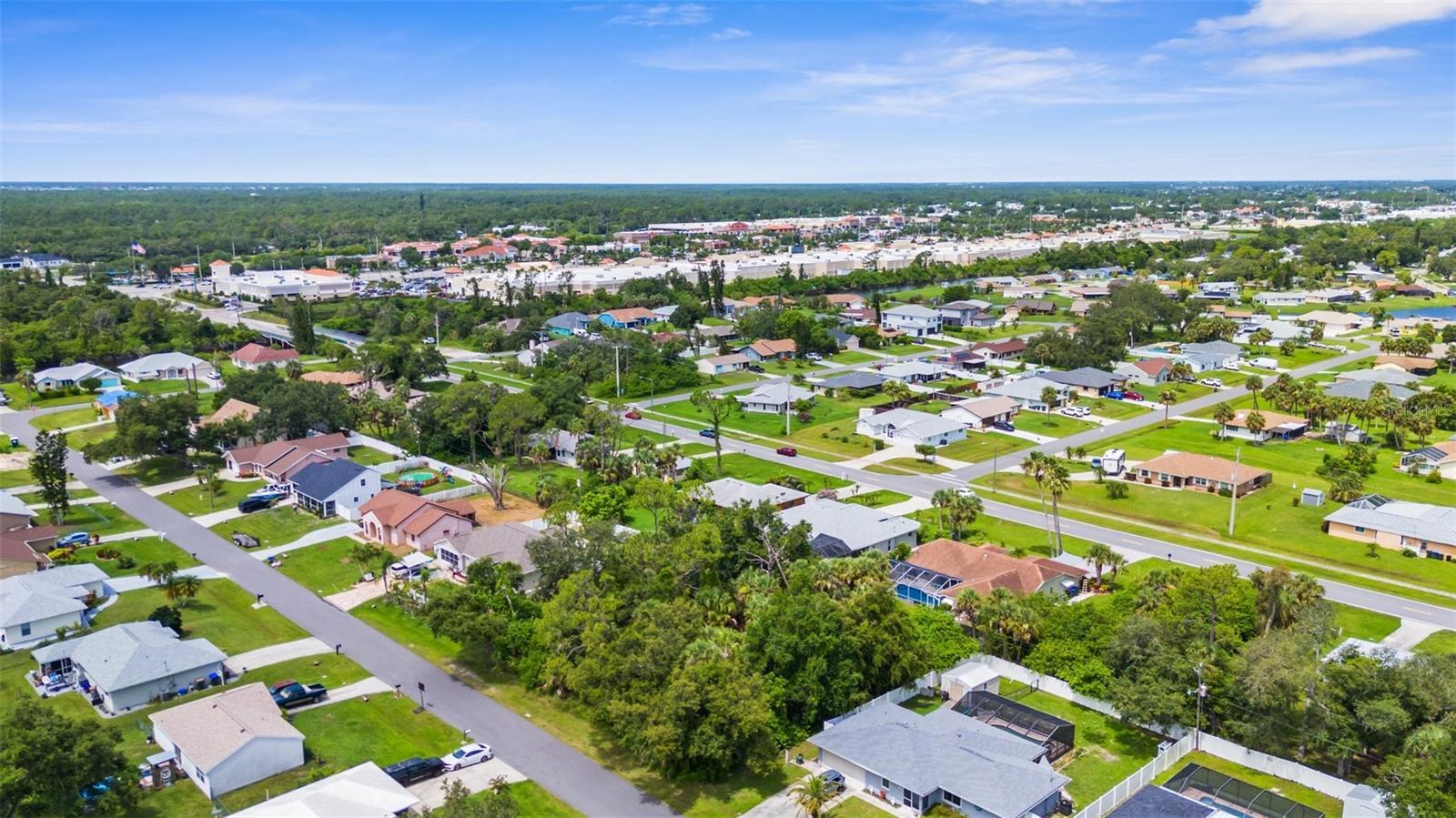Property Photo: Kismet Terrace FL 34287